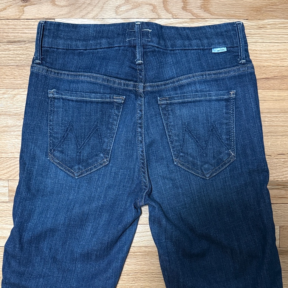 MOTHER High Waisted Looker Ankle Jeans | Raw Hem | Size 25